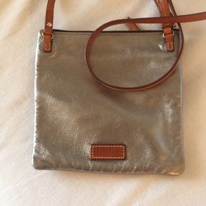 Dooney &Bourke crossover vintage bag